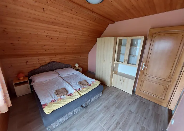 Lägenhet Panna Apartmanhaz